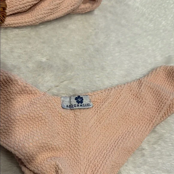 Peach Textured Bikini Set - Picture 2 of 3